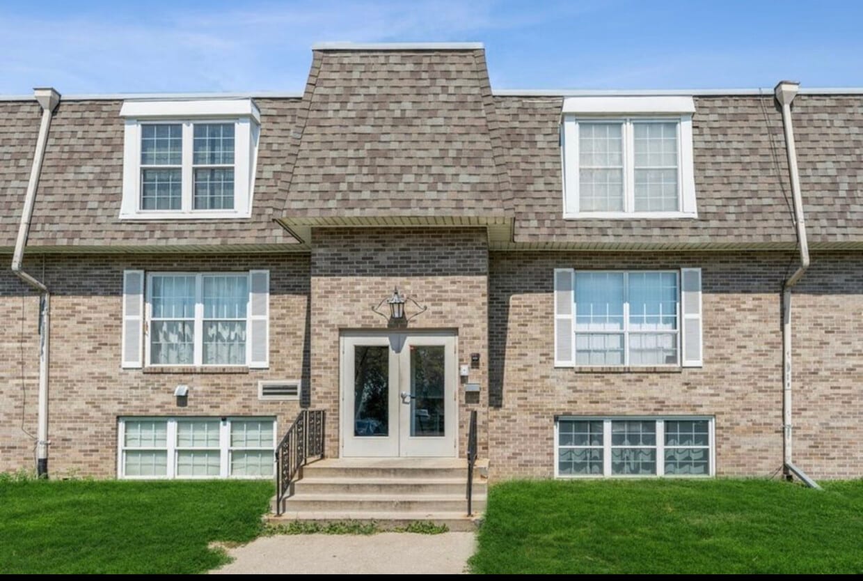 Foto principal - 1100 E 6th St