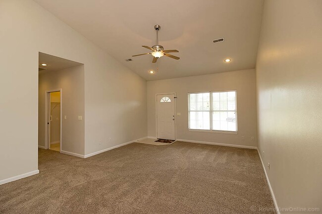 Building Photo - Duplex in Cape Girardeau