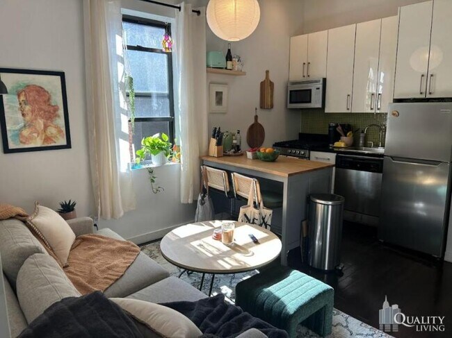 Photo - 2 bedroom in NEW YORK NY 10023 Apartment