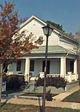 Building Photo - 1007 Madison St