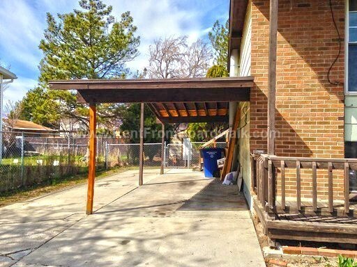 Building Photo - 2946 S Alane St