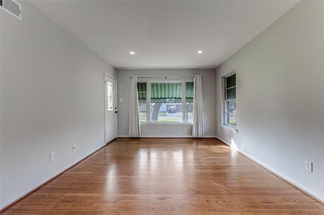 Building Photo - 630 Sherwood Dr