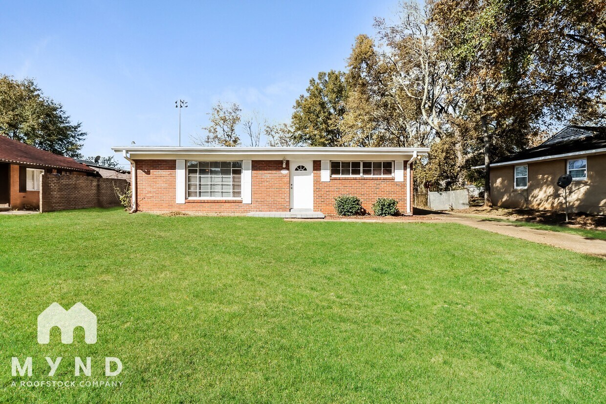 Foto principal - 1812 Stone Rd