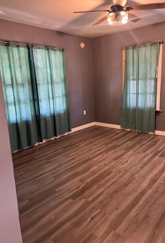 Bedroom - 2631 Farrar St
