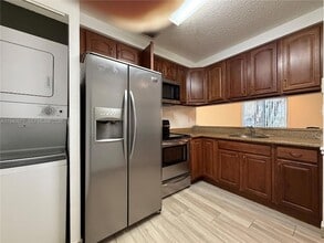 Building Photo - 9123 SW 138th Pl