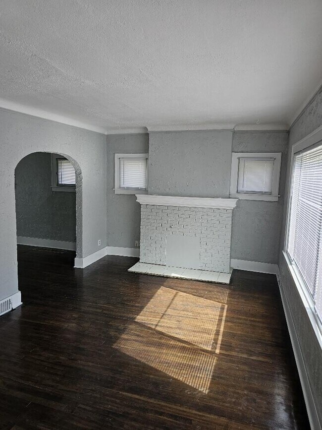 Foto del edificio - 16583 Archdale St