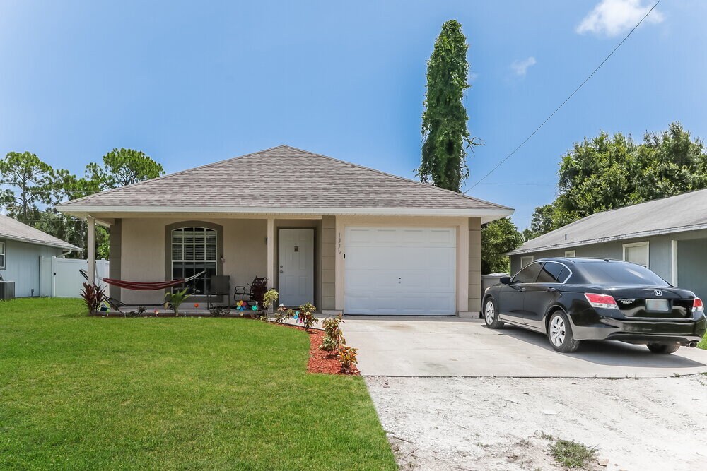 Primary Photo - 1336 25th Ave SW