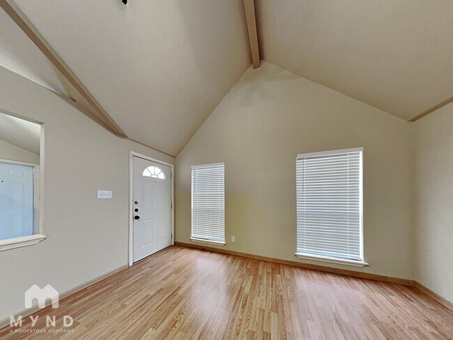 Foto del edificio - 6708 Oriole Ct