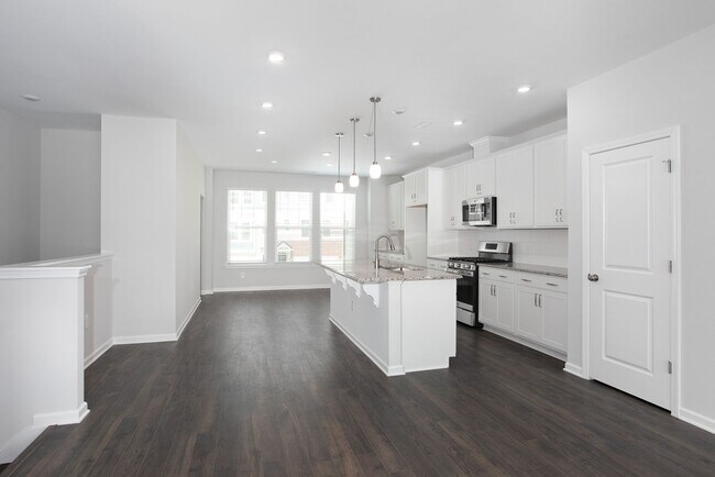 Foto del edificio - Gorgeous Townhome With Loads of Amenities ...