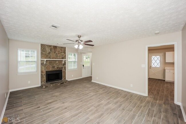Building Photo - 250 Big Bear Ct