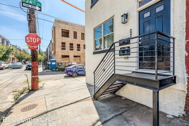 Building Photo - 2400 W Thompson St