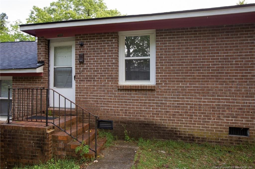 1805 Powatan St, Fayetteville, NC 28301 Room for Rent in Fayetteville