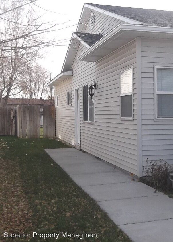 Primary Photo - 2 br, 2 bath House - 924 Diamond Street