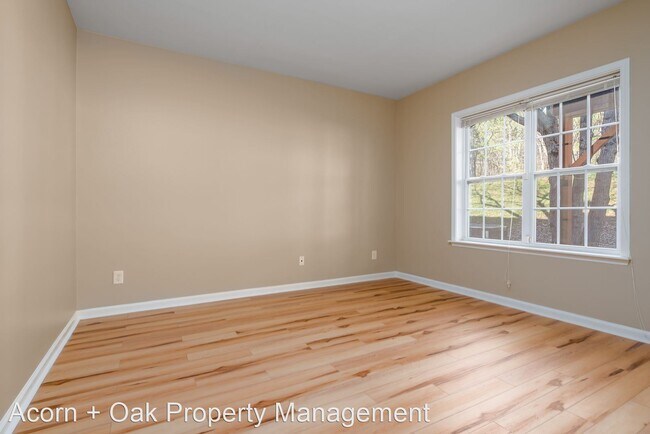 Foto del edificio - 2 br, 2.5 bath House - 5528 Red Robin Rd.