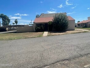 Building Photo - 6316 N 47th Ave