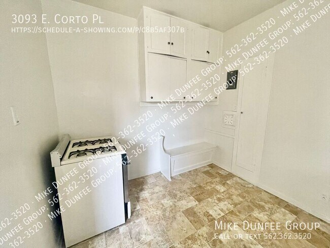 Foto del edificio - 3093 E Corto Pl