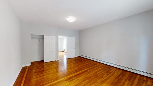 Building Photo - 15 Boylston St