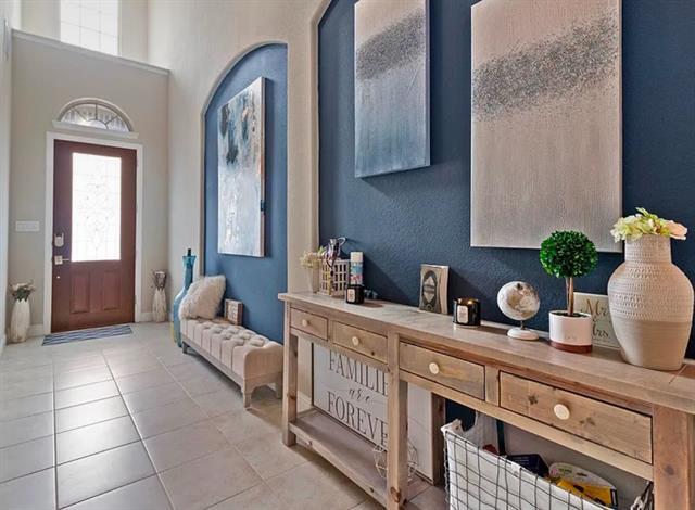 Foto del edificio - 800 Gray Hawk Ln