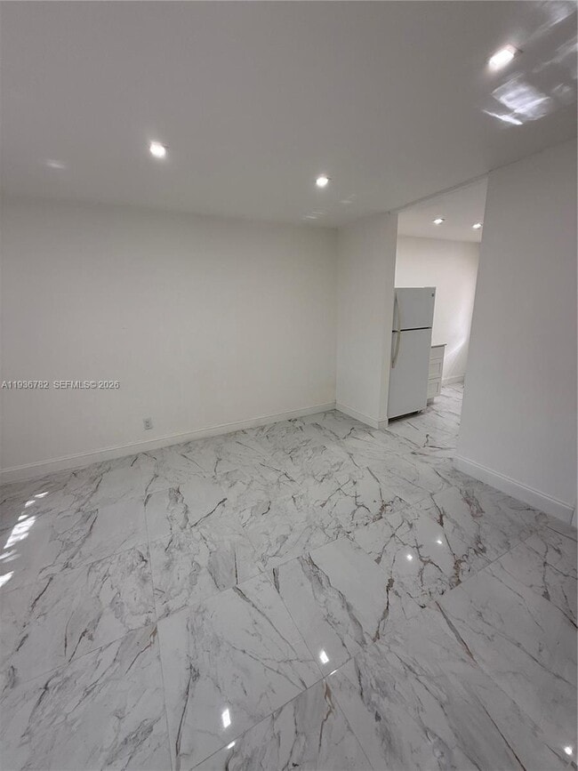 Foto del edificio - 505 N 24th Ave