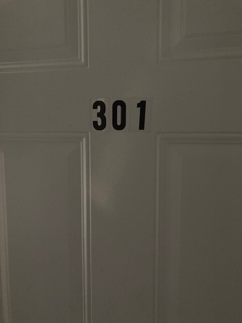 Foto del edificio - 8833 S Stony Is Ave