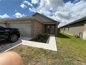 Building Photo - 7637 Bullrider Dr