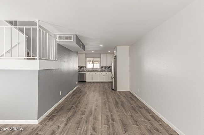 Building Photo - 7714 E Wilshire Dr