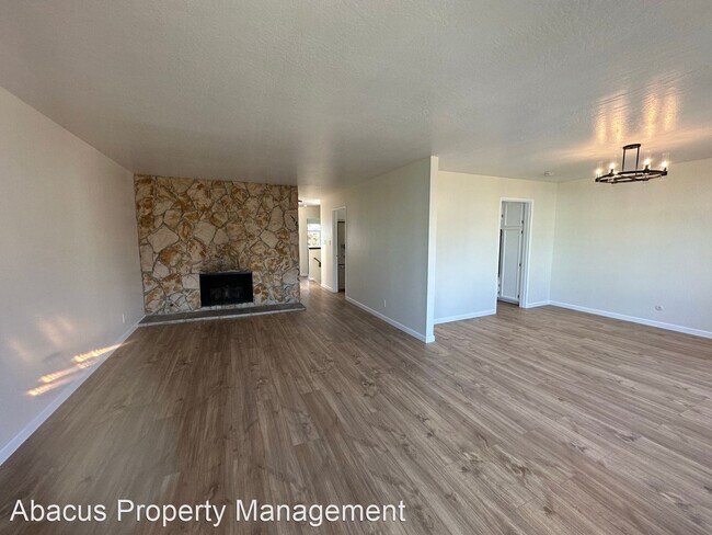 Building Photo - 3 br, 2 bath House - 20 Moneta Way