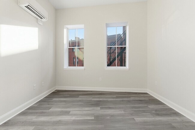 Foto del edificio - 19-25 Essex St