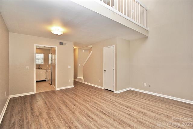 Building Photo - 3127 Heathstead Place