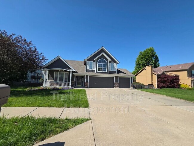 Building Photo - 10960 N Wallace Ave