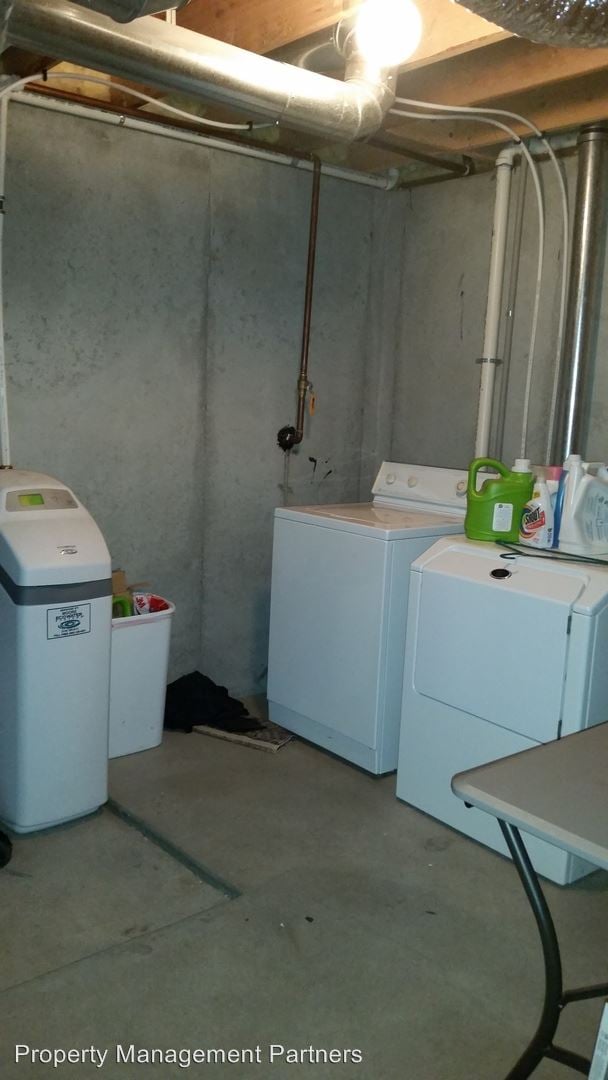 Building Photo - 112 S Berkshire Ave