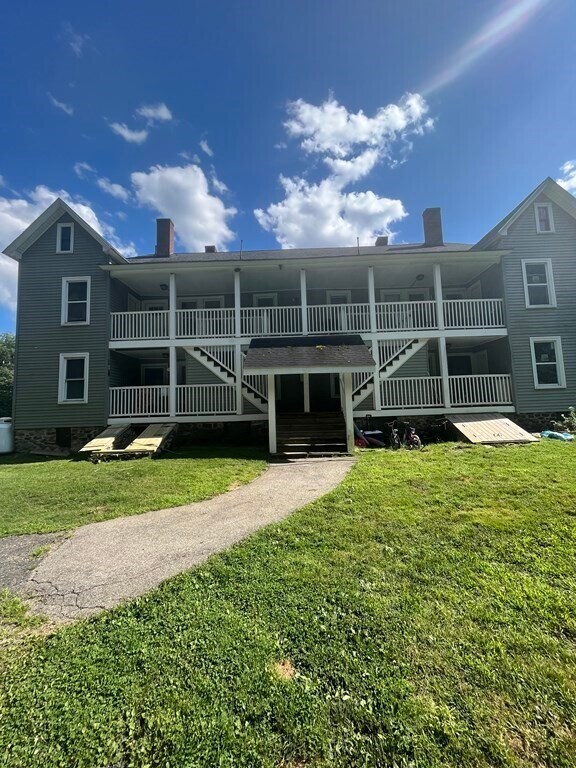 Primary Photo - 40 Sturbridge Rd