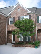 6117 Madison Crest Ct