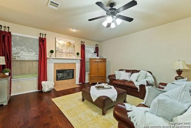 Foto del edificio - 8415 Spicewood Bend