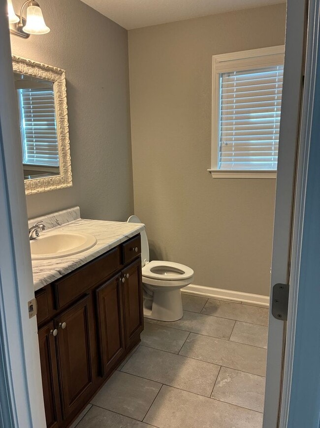 Foto del edificio - West End Home in Rehoboth Subdivision