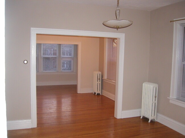 Building Photo - 6451 Alamo Ave