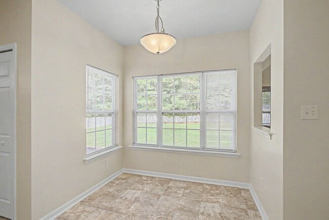 Foto del edificio - 354 Canaan Cir
