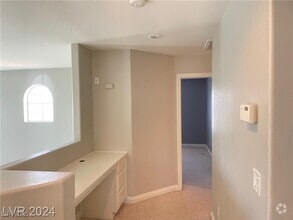 Building Photo - 9484 Moon Vista Ave
