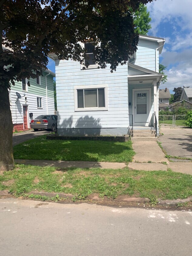 Primary Photo - 40 Klein St