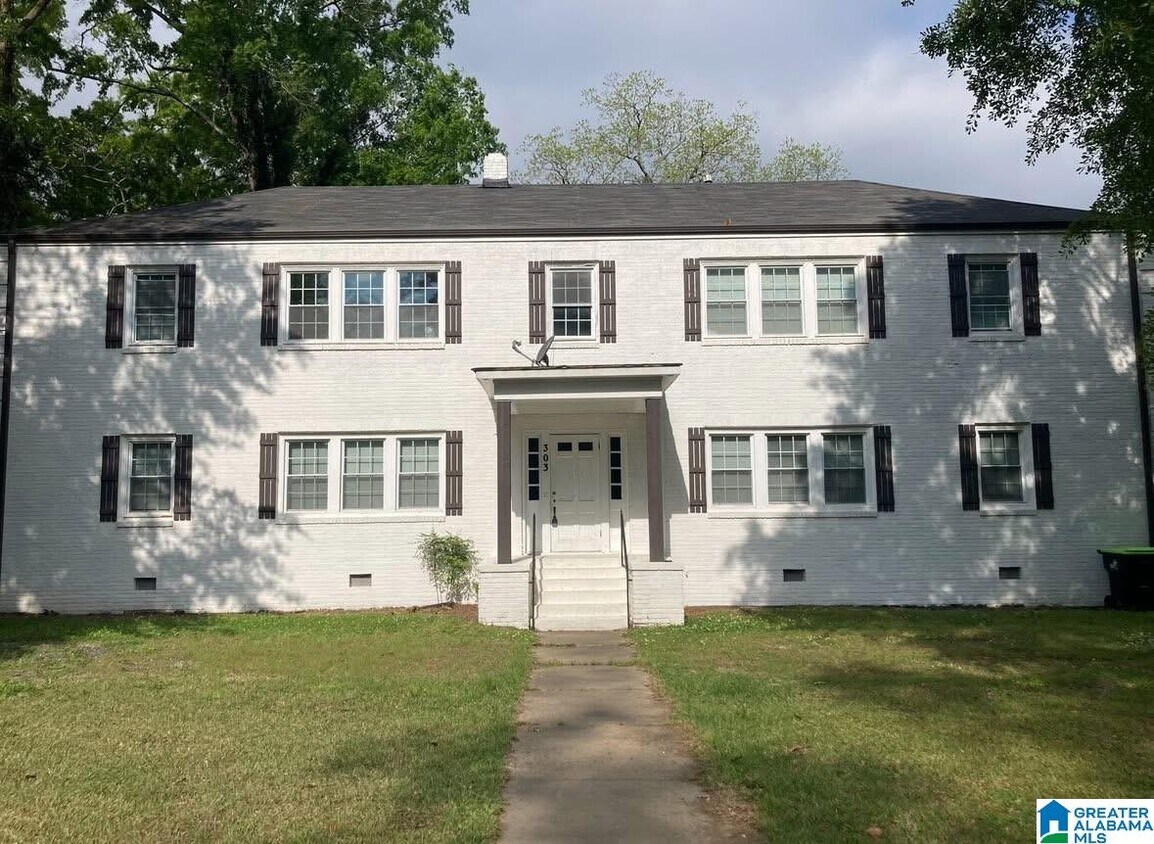 Foto principal - 303 S Broadway Ave