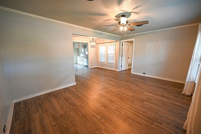 Foto del edificio - Charming 3 Bed 2 Bath - 1400 SQFT Decatur TX