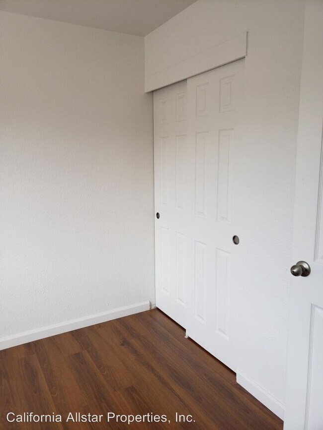 Foto del edificio - 3530-3596 Sunny Rd