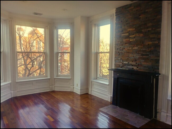 Foto del edificio - 1527 W Cullerton St
