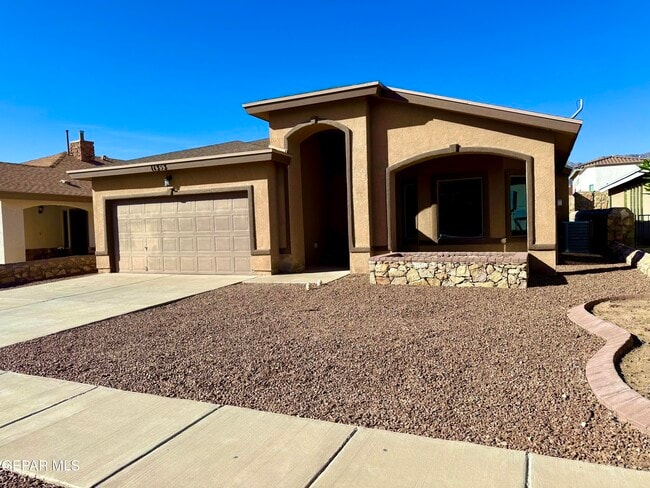 Building Photo - 11353 Bullseye St