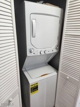 Building Photo - 1245 SE 8th St