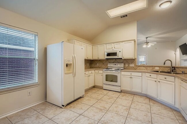 Foto del edificio - 24607 Tribeca Ln