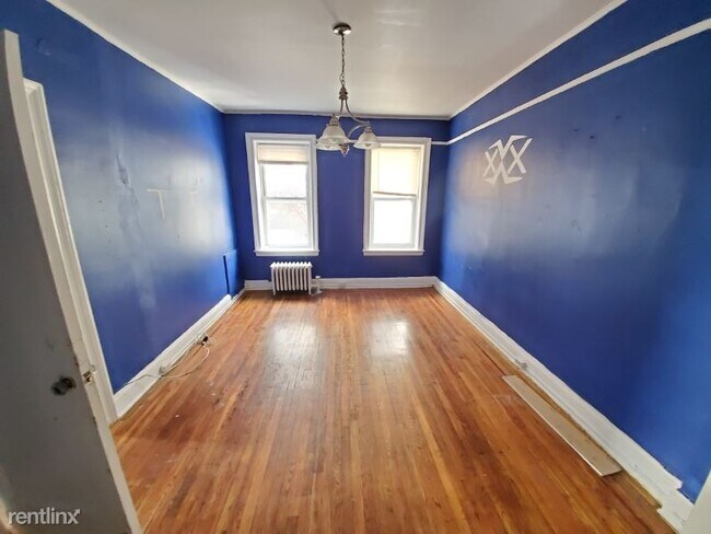 Building Photo - 50 Anderson St