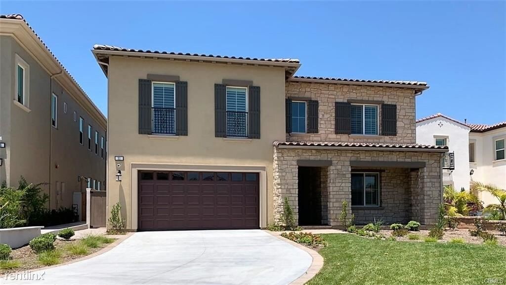 Primary Photo - 5 br, 5.5 bath House - 31 Hyacinth