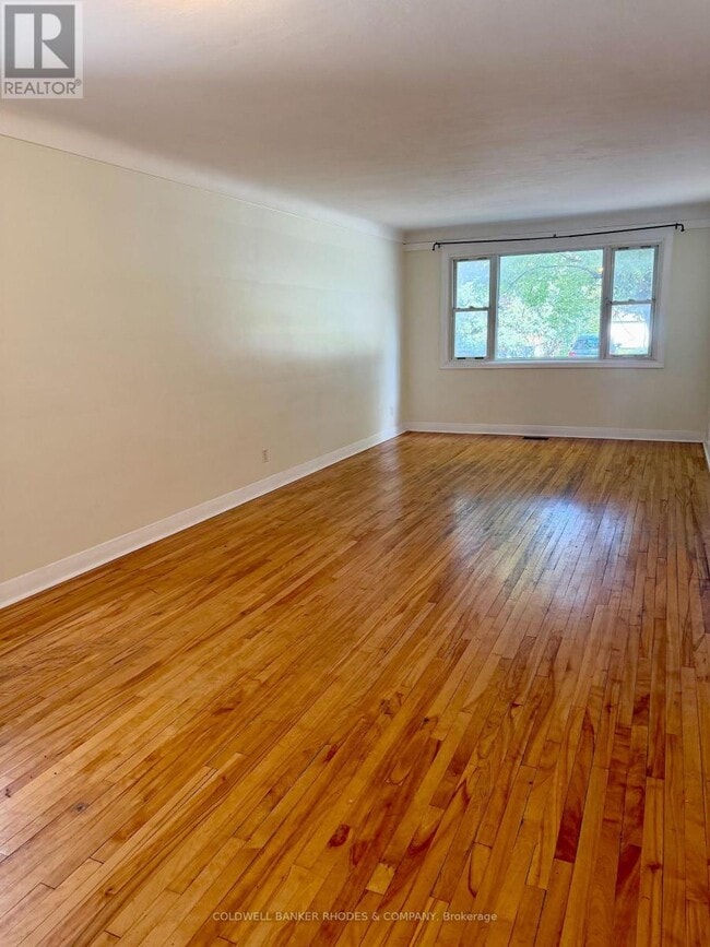 Building Photo - 2484 Carlsen Ave