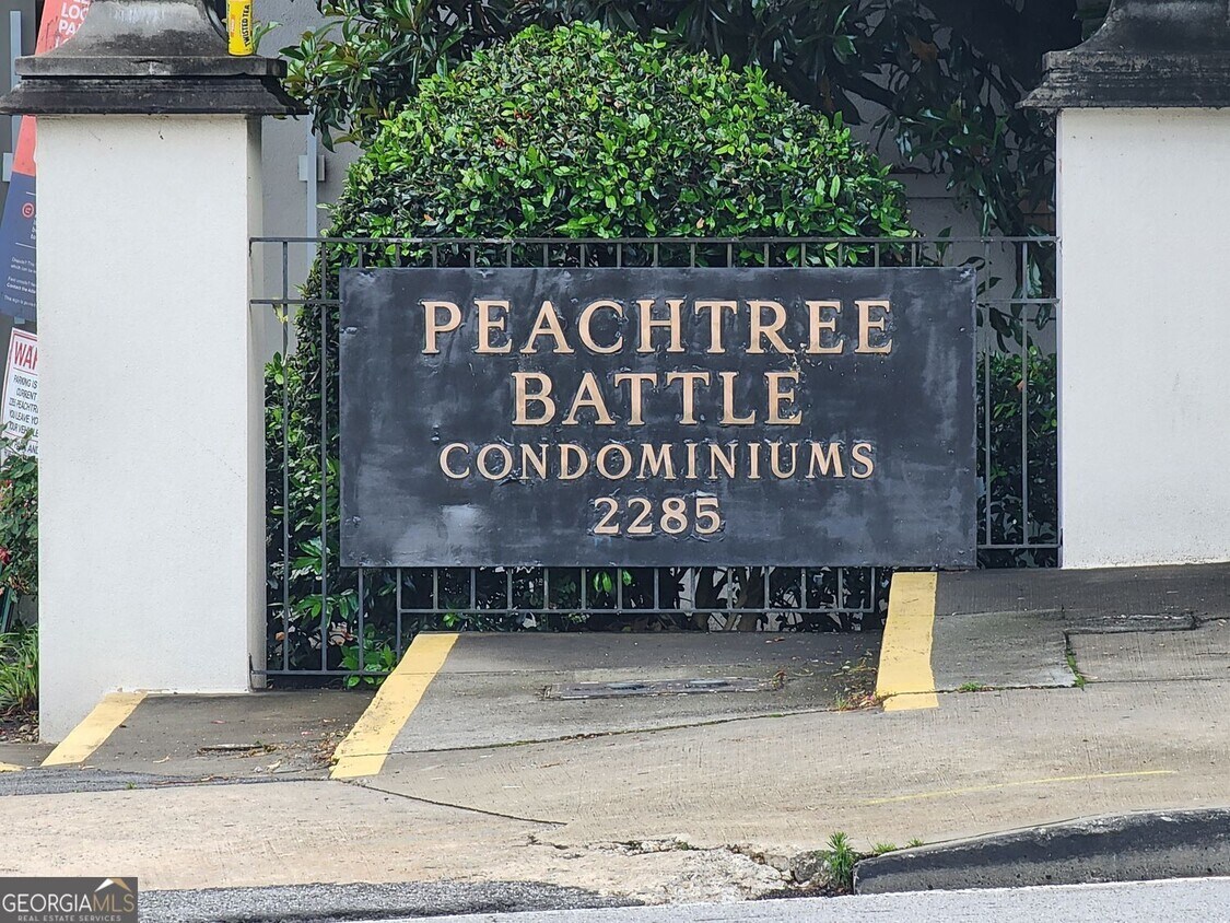 Foto principal - 2285 Peachtree Rd NE